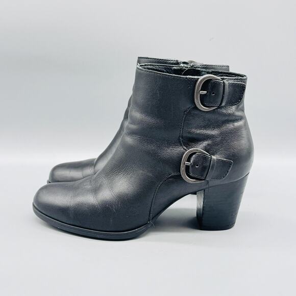 Born Boots Women 7.5 Black Leather Ankle Bootie Buckle Strap Block Heel Side Zip - Picture 4 of 12